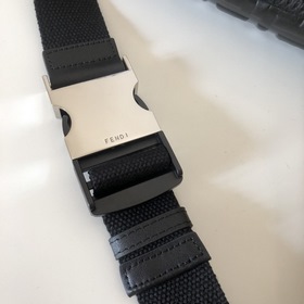 Fendi Модель 2029-5 Новая сумка на пояс/грудь Изготовлена из импо