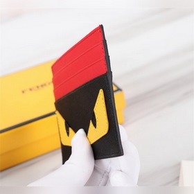 FENDI Черно-красно-желтая сумка с крестообразным узором Артикул