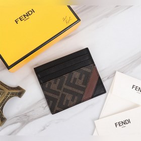 FENDI Кожаный чехол для карт из ПВХ Артикул： 2020568 Описание：