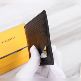 FENDI Картодержатель из белого металла Артикул： 2020568 Описани