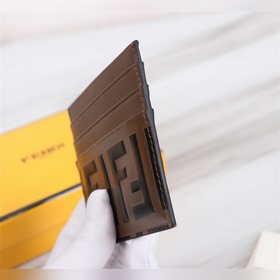 FENDI Картодержатель с шелкографией и стальным тиснением Артикул