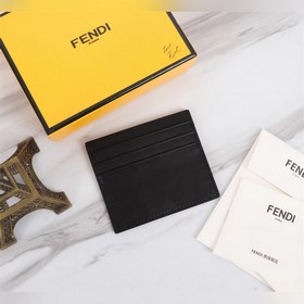 FENDI Картодержатель со стальным тиснением Артикул： 2020568 Оп