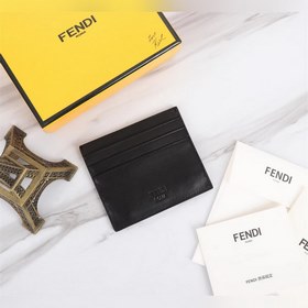 FENDI Черный кожаный кошелек Артикул： 2020568 Описание： Новая в