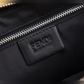 FENDI  Сумка Eagle Eye Артикул： 168568 Верх из импортной кожи н