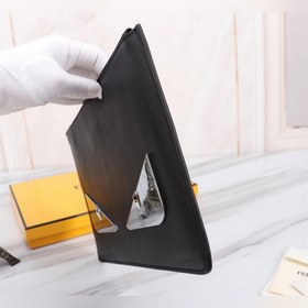 FENDI Fendi Белая сумка-клатч Артикул： 168568 Материал： кожа и