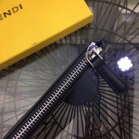 Fendi Сумка Модель 8050 Импортная кожа, высококачественная металл