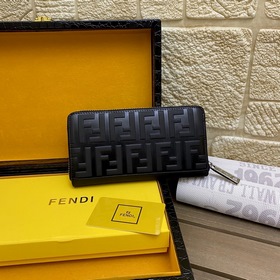 FENDI Маленький кошелек с одним отделением Модель： 9058 Внутре