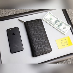 FENDI Маленький кошелек с одним отделением Модель： 9036 Внутре