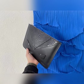 Fendi Мужская сумка-конверт из кожи с изображением маленького мон