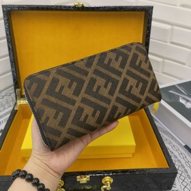 FENDI Маленький кошелек с одним отделением Модель： 6660100 Черны