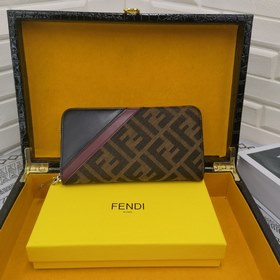 FENDI Маленький кошелек с одним отделением Модель： 6660100 Черны