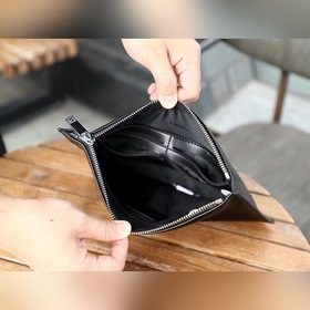 Fendi кожаный чехол для смартфона «Маленький монстр» Универсальн