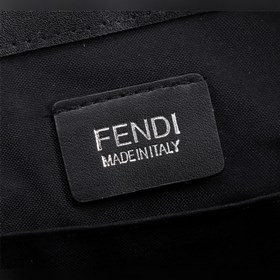 FENDI Мужская сумка с тиснением Модель： 368568 Материал： кожа им