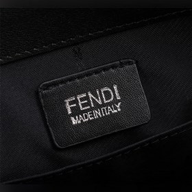 FENDI  Мужская сумка с желтой нашивкой Артикул： 368568 Кожа имп