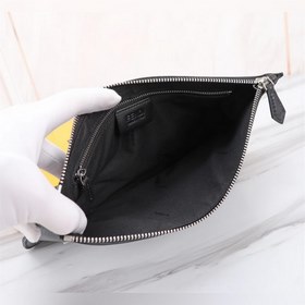 FENDI  Белая сумка из жести Артикул： 168568 Верх из импортной ко