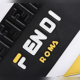 FENDI Сумка с шелкографией и кожаными заклепками Артикул： 168568