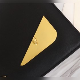 FENDI  Золотая сумка-клатч Артикул： 168568 Сумка FENDI Популярн