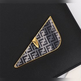 FENDI Сумка с буквой из металла Артикул： 168568 Сумка FENDI Поп