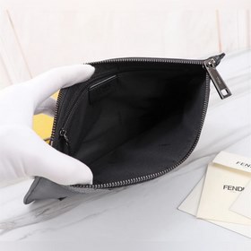 FENDI Черная сумка из змеиной кожи Артикул： 168568 Сумка FENDI
