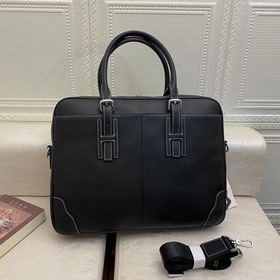 Мужской портфель Hermes Изготовлена из импортной натуральной теля