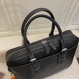 Мужской портфель Hermes Изготовлена из импортной натуральной теля
