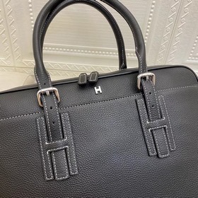 Мужской портфель Hermes Изготовлена из импортной натуральной теля