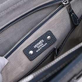 Hermes - мужская сумка для документов Изготовлена из импортной ко