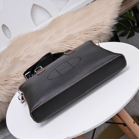 Hermes - Мужской портфель Изготовлена из натуральной телячьей кож