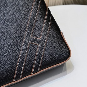 Hermes - Мужской портфель Изготовлена из натуральной телячьей кож