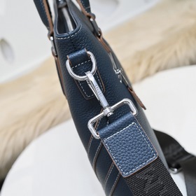 Hermes - Мужской портфель Изготовлена из натуральной телячьей кож