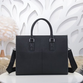 Hermes - новейшая модель мужской портфеля Hermes Изготовлена из и