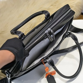 Hermes - Мужской портфель Изготовлена из импортной натуральной ко