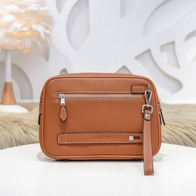 Hermes - новейшая модель мужской сумки Hermes изготовлена из кожи
