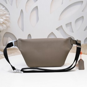 Hermes - новейшая модель сумки Hermes Изготовлена из импортной на