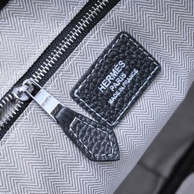 Hermes - Мужская сумка через плечо/почтальон Изготовлена из натур