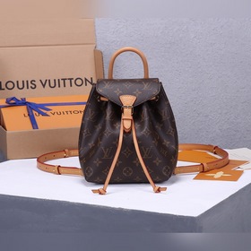 Рюкзак LV Montsouris BB Модель： M45502 Louis Vuitton представляет