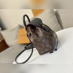 Рюкзак LV MONTSOURIS BB, модель M45516, черный Louis Vuitton пре