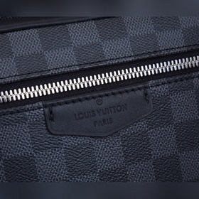 Рюкзак LV Josh Модель： N40365 Рюкзак Josh выполнен из ткани Monog