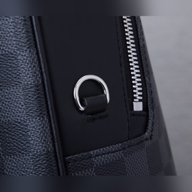 Рюкзак LV Josh Модель： N40365 Рюкзак Josh выполнен из ткани Monog