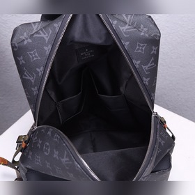 Рюкзак LV Discovery Модель： M45218 Входит в лимитированную серию 