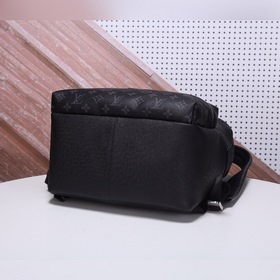 Рюкзак LV Discovery Модель： M30230 Сочетание ткани Monogram и кож