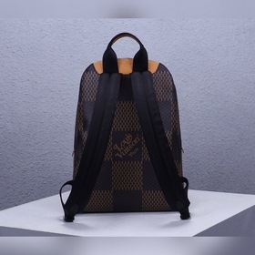 LV Campus рюкзак из цельностального металла Модель： N40380 Из сов