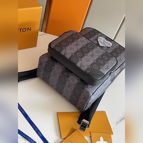 LV Модель M45962 Utilitary Рюкзак Создан японским дизайнером Nigo