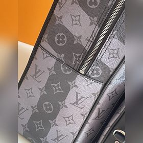 LV Модель M45962 Utilitary Рюкзак Создан японским дизайнером Nigo
