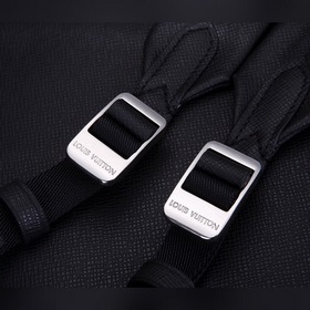 Рюкзак LV Alex Модель： M30258 Сумка из кожи Taga отличается четко