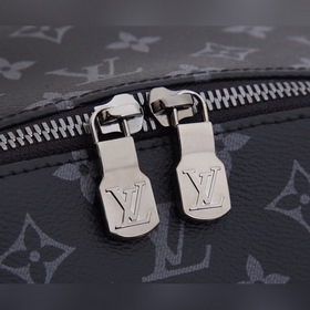 Рюкзак LV Discovery Модель： M43186 Рюкзак Discovery из мягкой тка