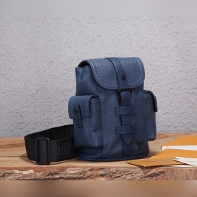 Рюкзак LV Christopher XS Модель： M58494 Рюкзак Christopher XS — э