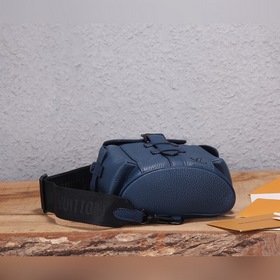 Рюкзак LV Christopher XS Модель： M58494 Рюкзак Christopher XS — э