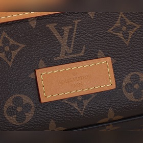 Рюкзак LV Модель： M44752 Арт-директор мужской линии Вирджил Абло 