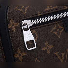 Рюкзак LV Josh Модель： M41530 Рюкзак Josh выполнен из ткани Monog